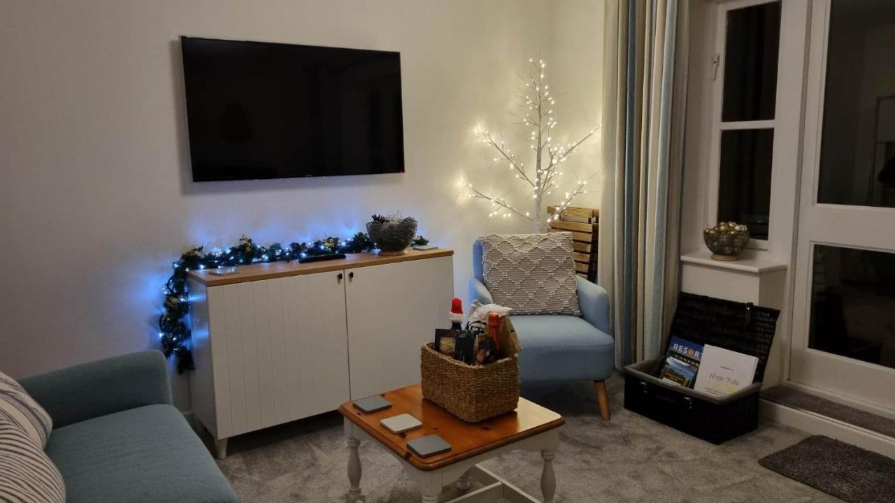 Hightide - 2 Bed With Parking, Balcony & Sea View. Apartment Swanage Exterior photo
